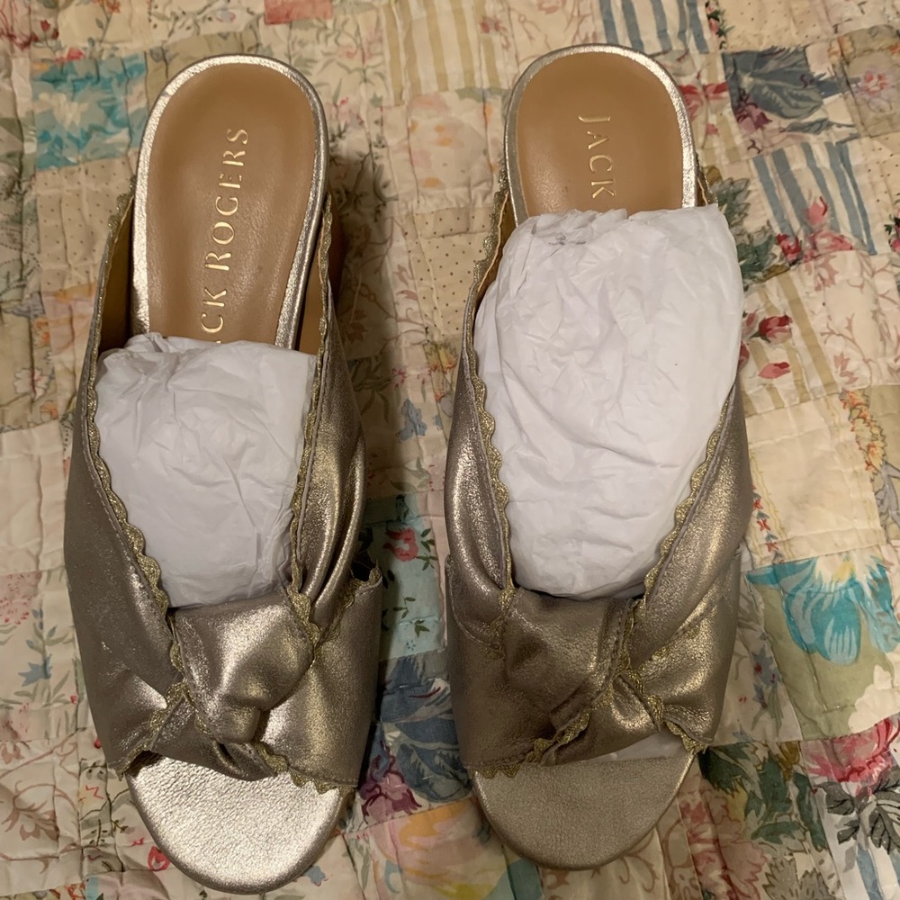 NIB | Jack Rogers Platinum Holly Suede Mules!! - Picture 2 of 8